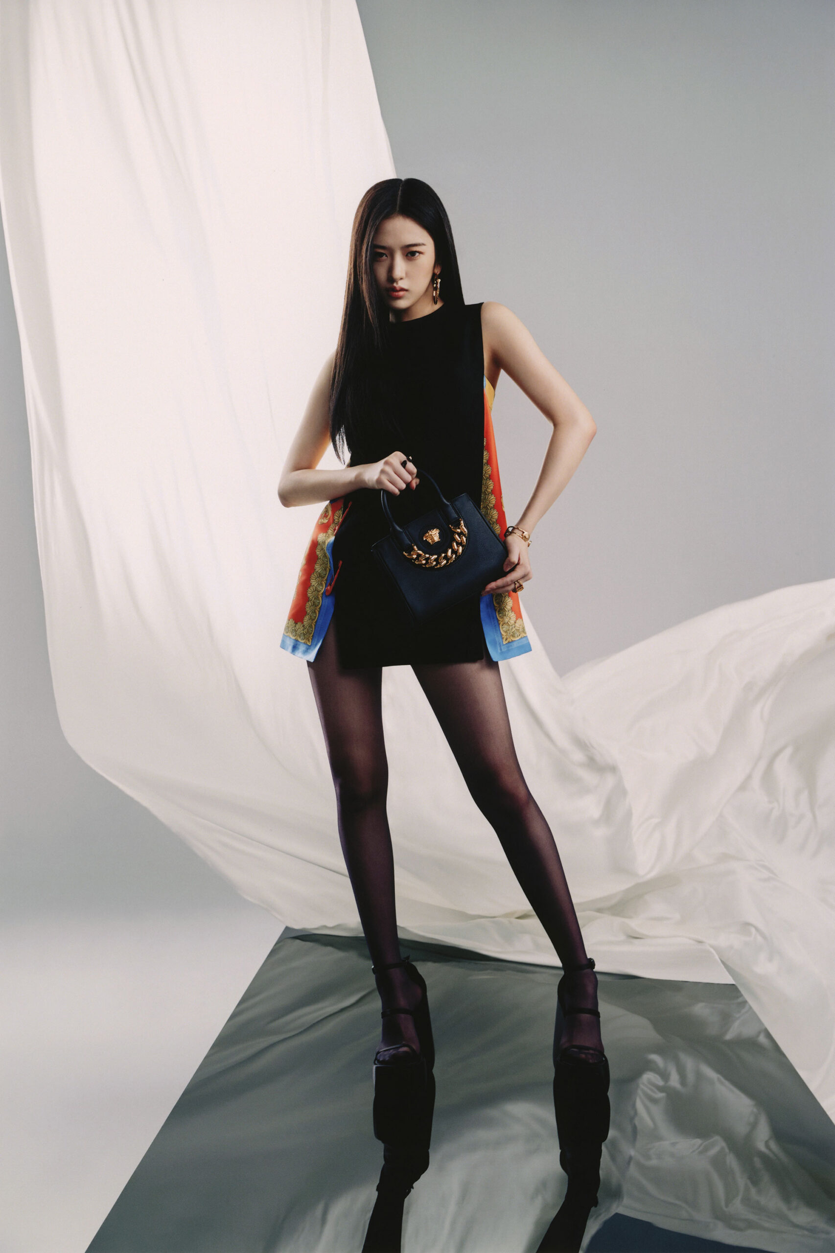 COORDINATION, EDIT & TEXT